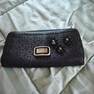 Guess classic zip-around wallet